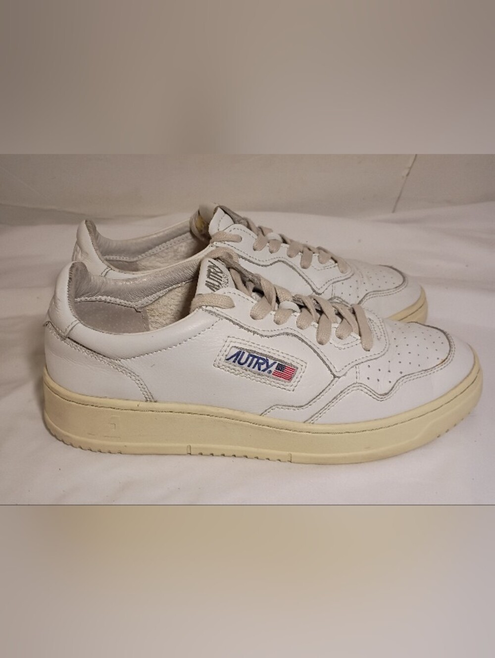 Autry Medalist Low Sneakers White Leather Mens Size EU 40 US 7 Retro Vintage